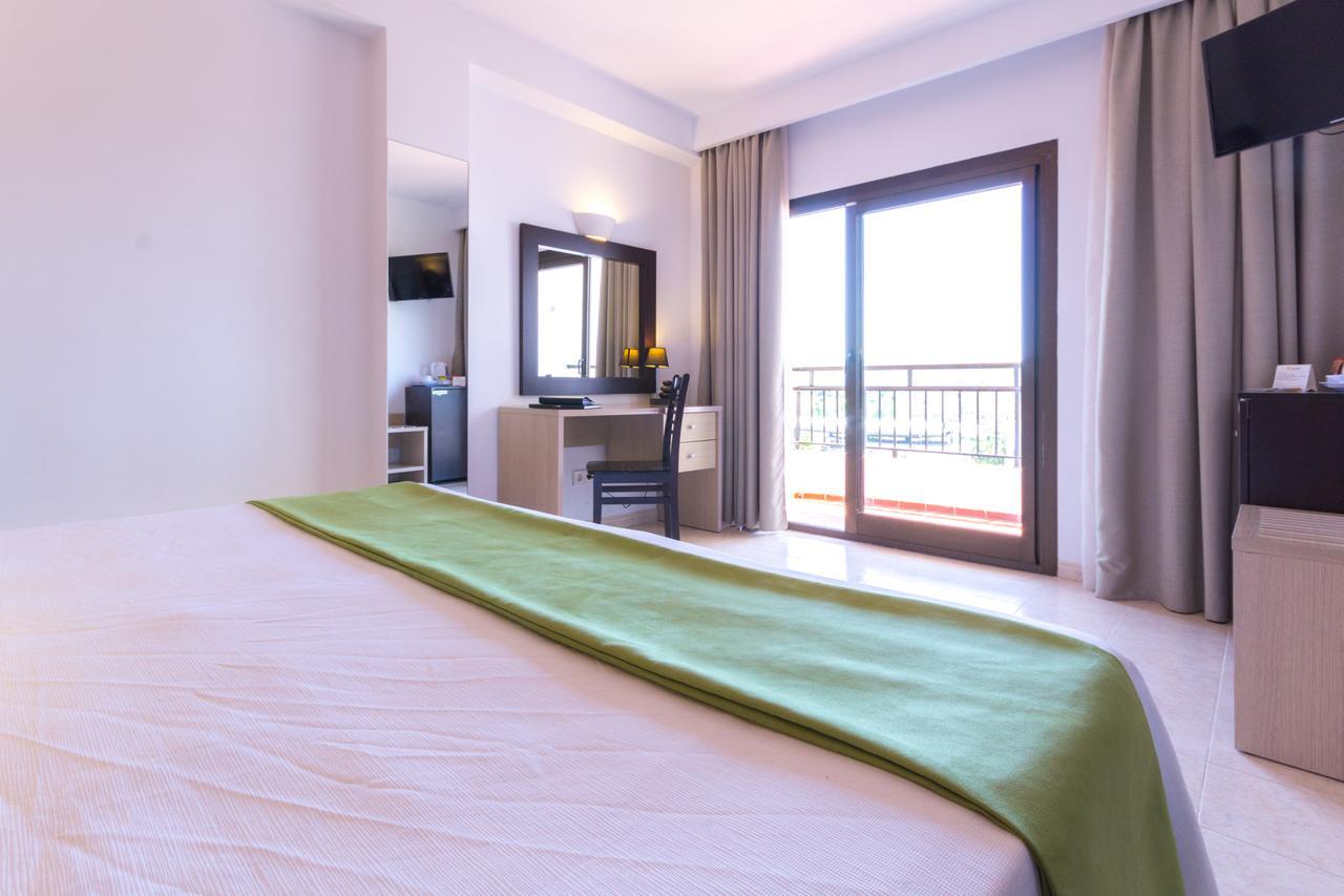 Hotel Orosol By Typic Hotels ซานอันโตนิโอ ภายนอก รูปภาพ