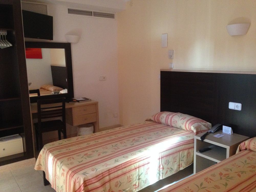Hotel Orosol By Typic Hotels ซานอันโตนิโอ ภายนอก รูปภาพ