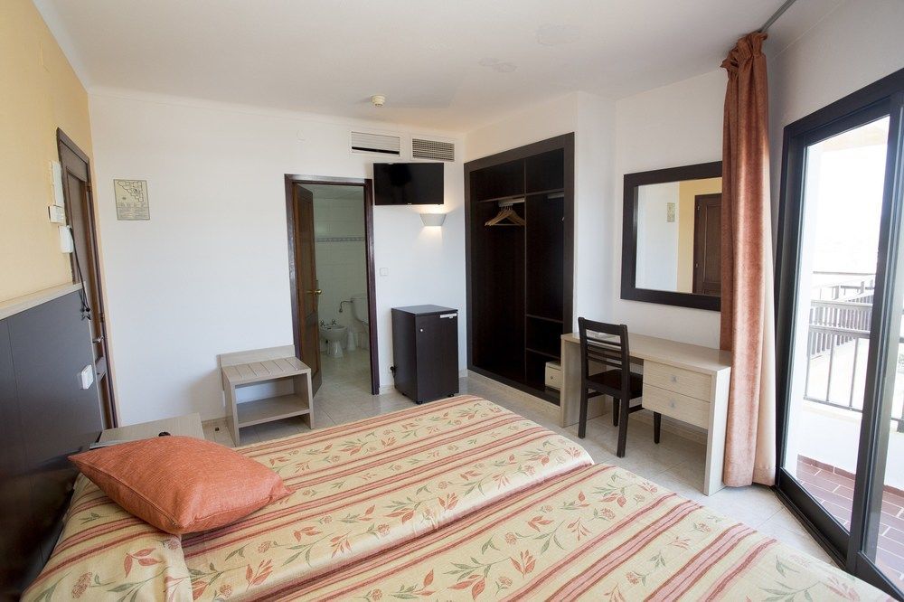 Hotel Orosol By Typic Hotels ซานอันโตนิโอ ภายนอก รูปภาพ